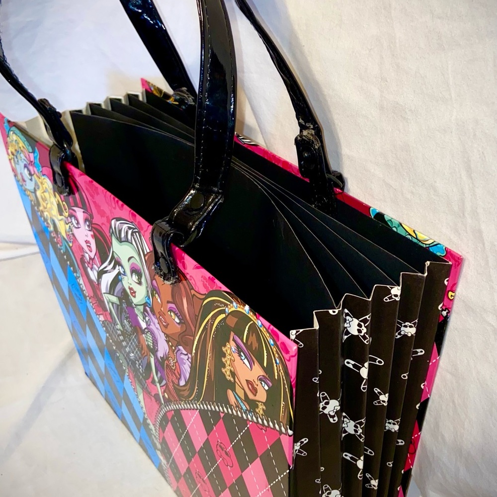 Monster high Backpack, File & Purse - Picture 10 of 11